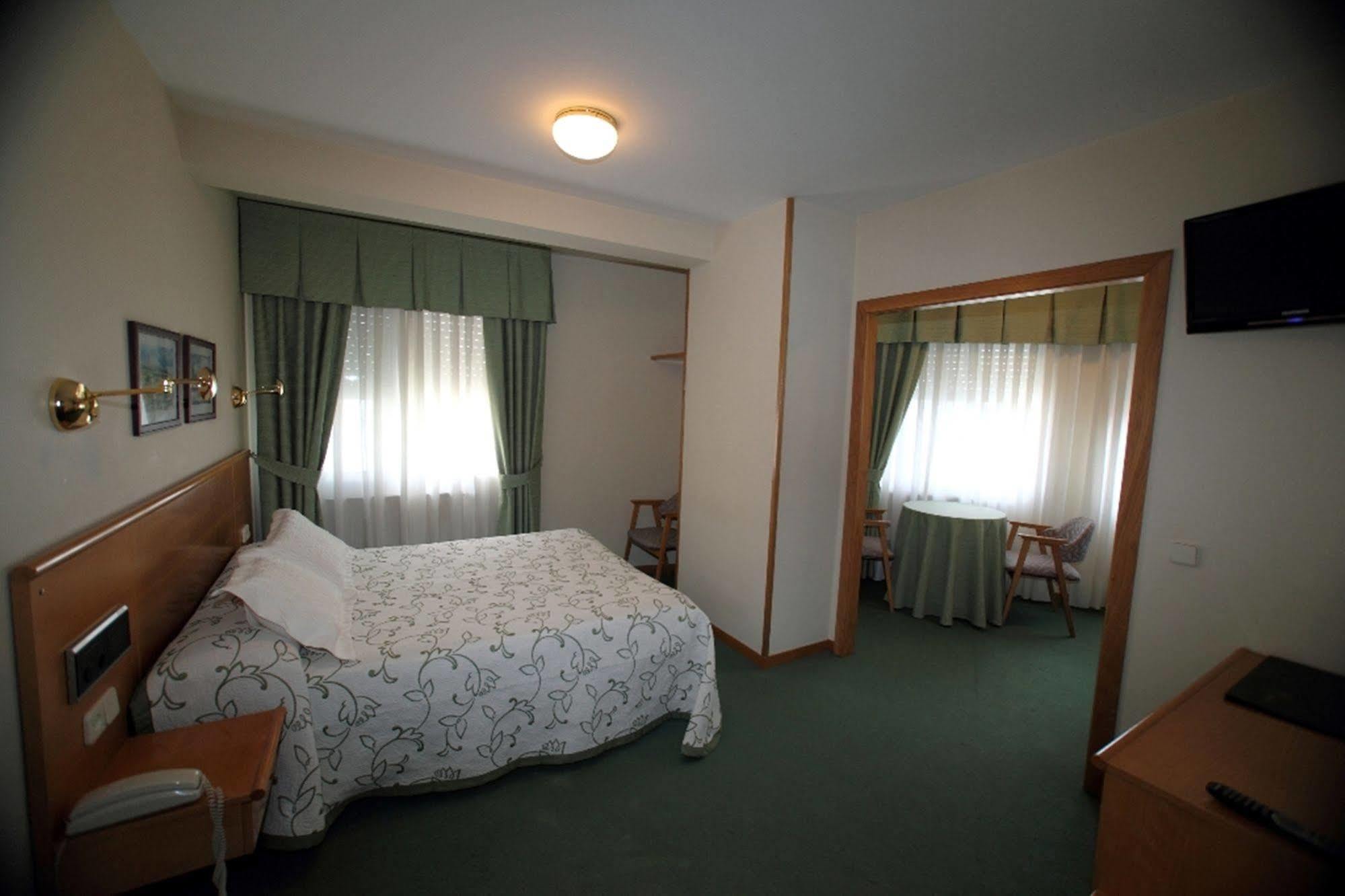 Hotel Ramos Silleda Extérieur photo